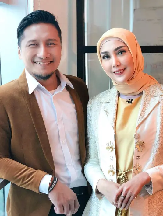 Arie Untung dan Fenita Arie