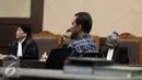 Marudut dinyatakan terbukti menyuap Kepala Kejaksaan Tinggi DKI Jakarta Sudung Situmorang dan Asisten Pidana Khusus Kejati DKI Tomo Sitepu, Pengadilan Tipikor Jakarta, Jumat (2/9). (Liputan6.com/Helmi Afandi)