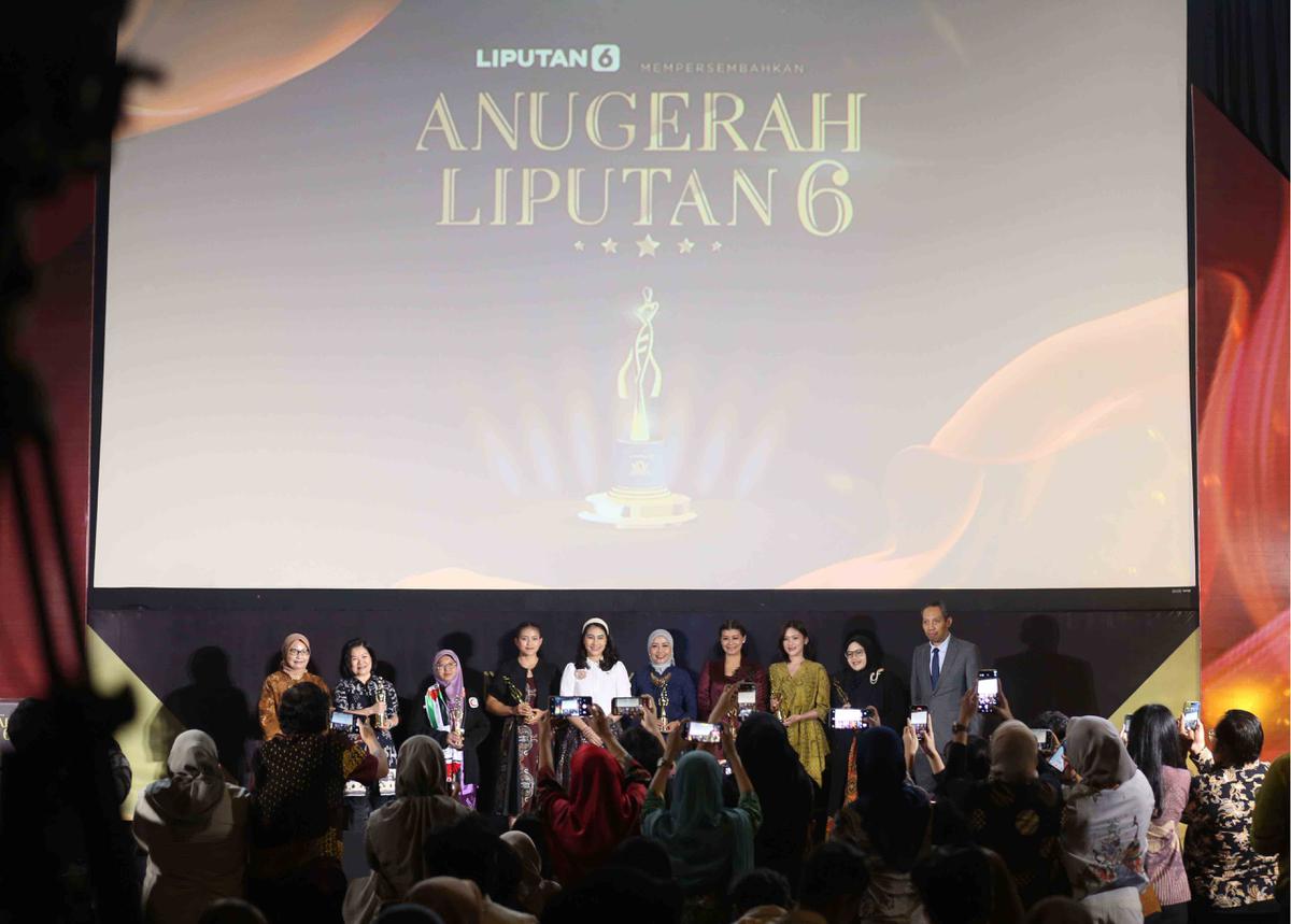 FOTO: Tujuh Perempuan Hebat Indonesia Menyala di Anugerah Liputan6 2025