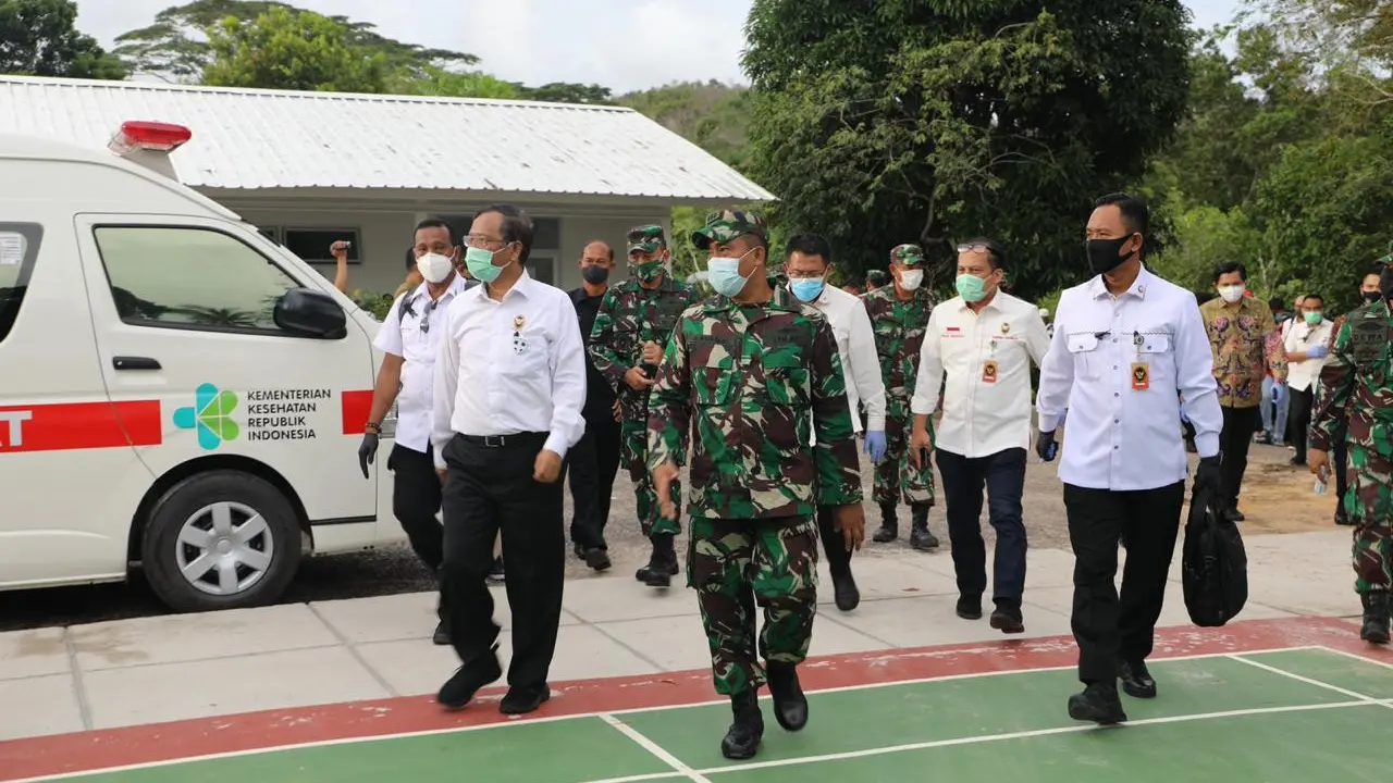 Menko Polhukam Mahfud Md dan rombongan meninjau RSKI Pulau Galang
