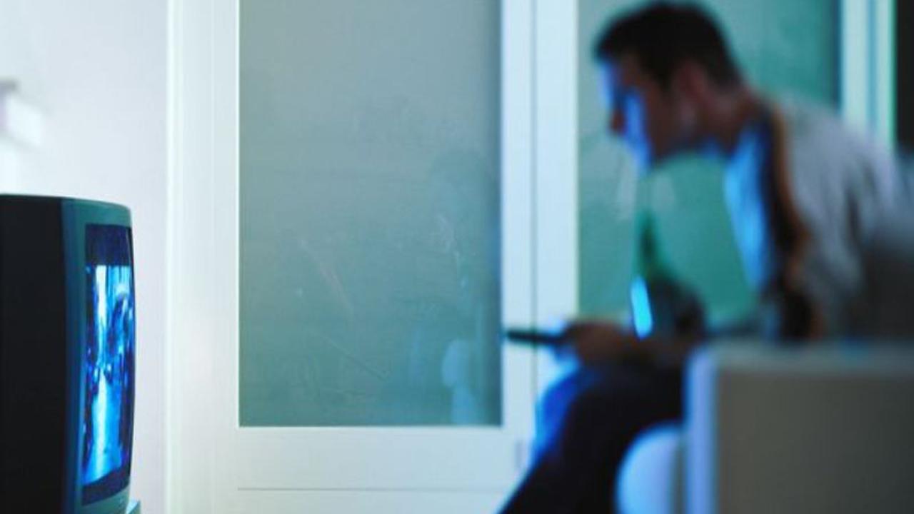 Suami Kaget Istri yang Tewas Tampil di TV