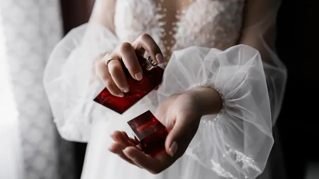 3. Semprotkan di Titik Nadi