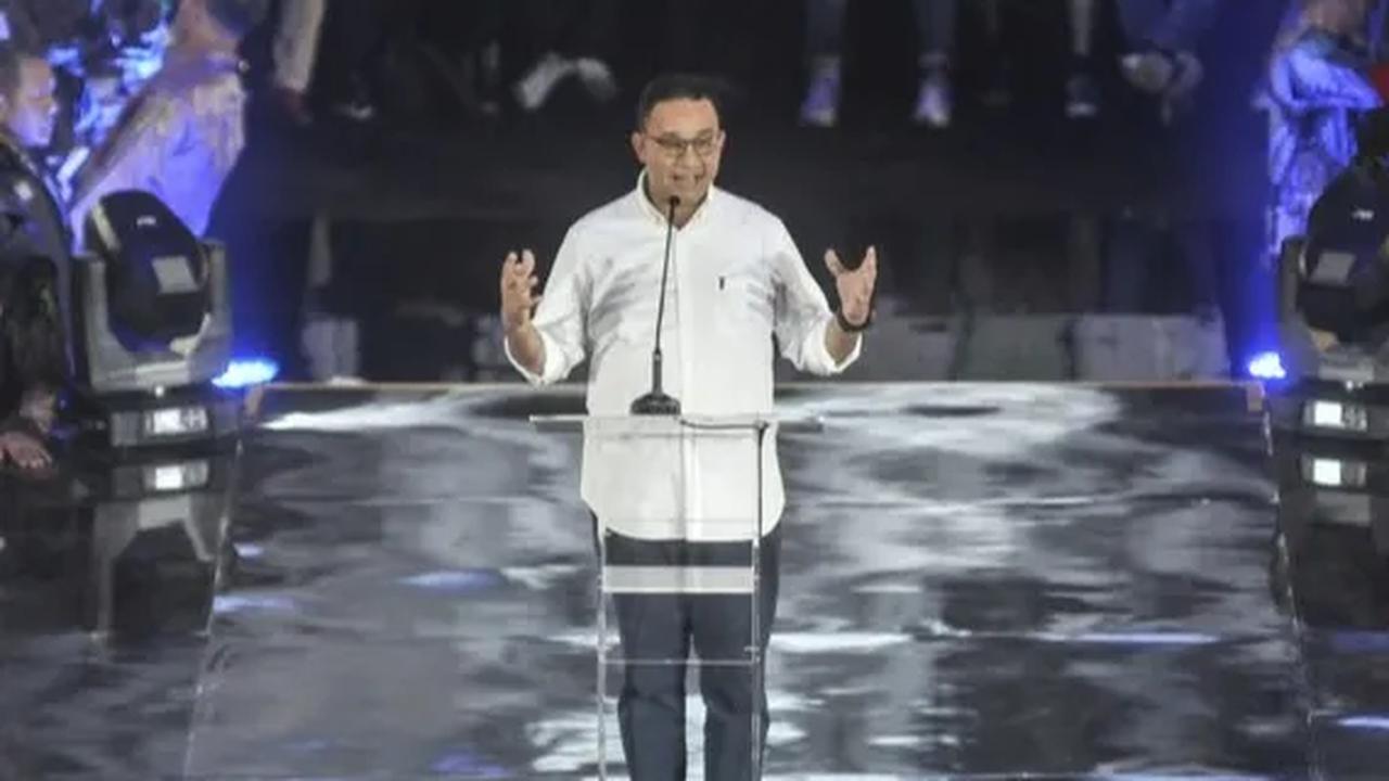 Dia menyampaikan, jika komunikasi dirinya dengan Airlangga tetap berjalan dengan baik. Selain itu, Surya Paloh menegaskan, pernyataan Airlangga tak berdampak apapun dengan Partai NasDem.