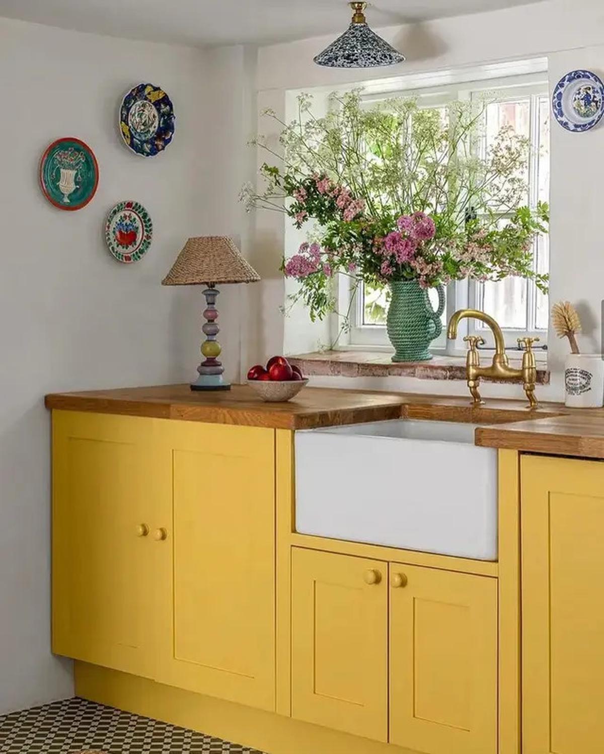 5 Saran Kombinasi Warna Mencolok untuk Dapur dari Ahli, Jadi Anti Mainstream