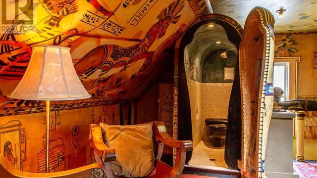 7 Bentuk Barang Kamar Mandi Ini Unik tapi Nyeleneh, Bikin Geleng Kepala