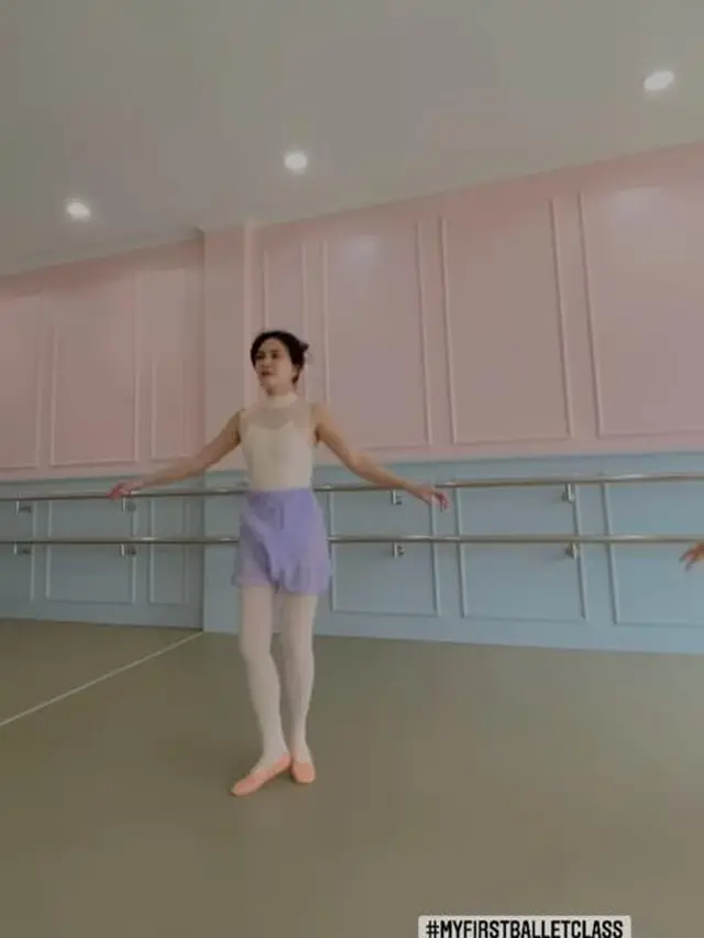 6 Momen Shandy Aulia Belajar Balet, Gayanya Bak Seorang Balerina