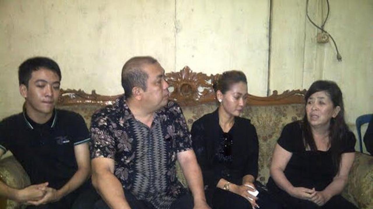 Inul Daratista kunjungi keluarga korban kebakaran Inul Vizta Manado