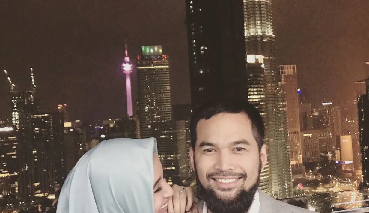 "Ya Allah lindungilah anak2 kecil itu....aku juga seorang ibu...miris sekali melihatnya...lindungi mereka Ya Rabbb," tulis wulan_fier. "Ya Allah.. Hancur hati kami melihat nya..."tulis nurul.20.09. (Instagram/teukuwisnu)