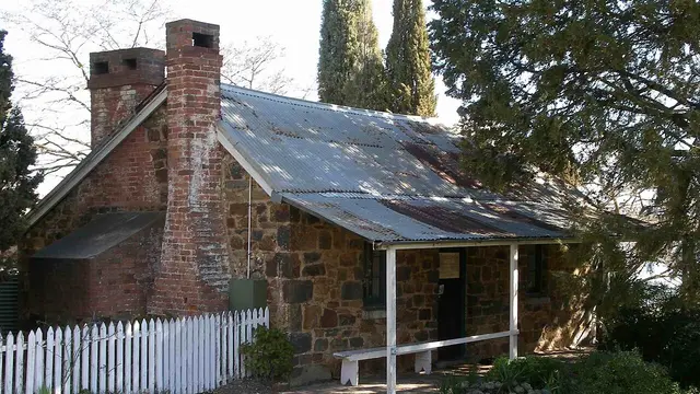 Blundells Cottage