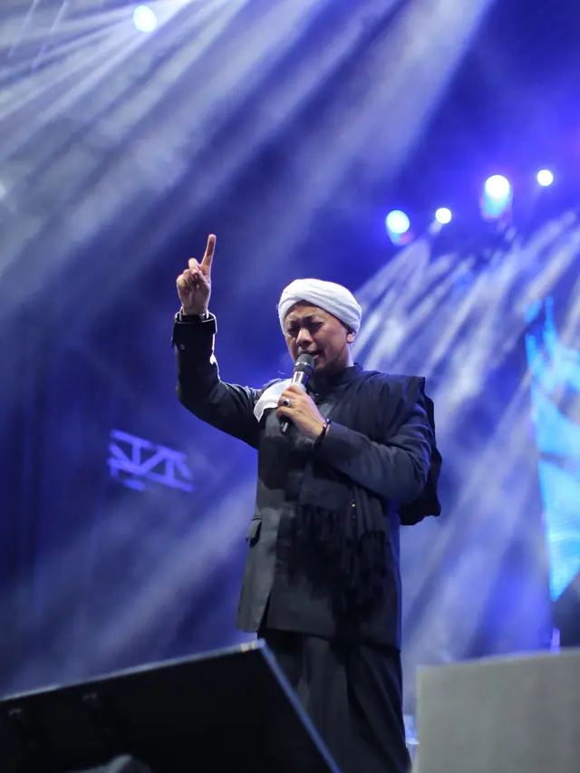 Penampilan Opick di Festival Pasar Musik, Minggu (12/2/2023)