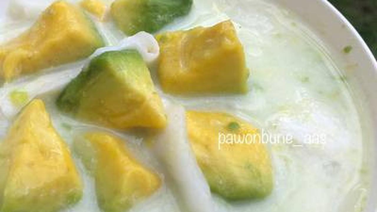 Es Teler Kuah Susu Air Kelapa