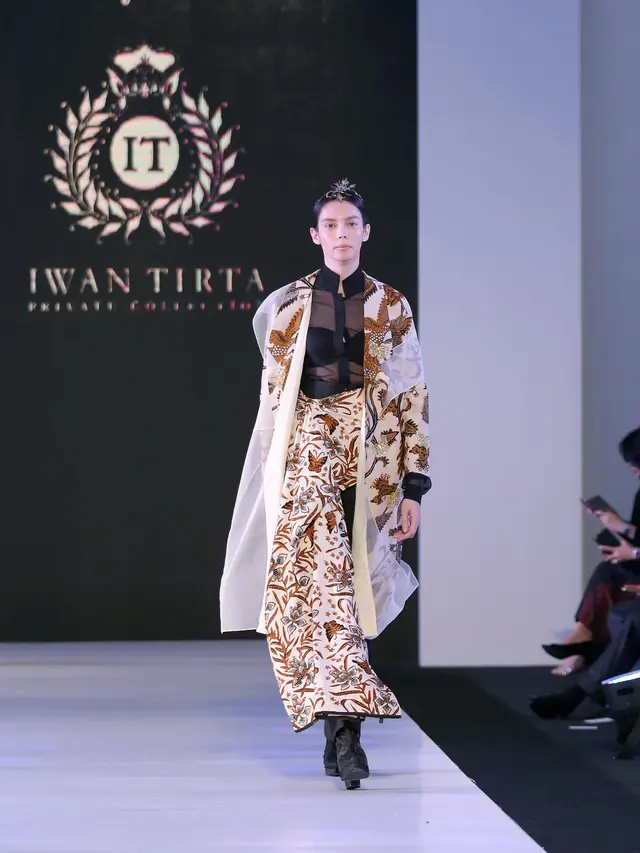 [Bintang] Hari Kartini Semakin Dekat, Fashion Nation 2018 Hadirkan The Iconic Women dalam Kolaborasi Iwan Tirta Private Collection dan Mel Ahyar
