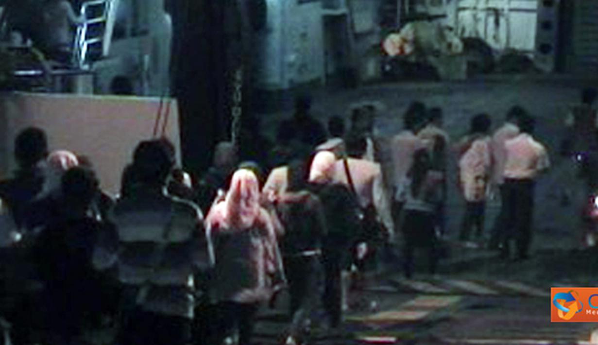 Citizen6, Bali: Menjelang liburan di Bali berkaitan dengan  Hari Raya Hindu Galungan dan Kuningan,yang jatuh pada, Rabu (6/7), ASDP Gilimanuk mengoperasikan 28 armada setiap harinya. (Pengirim: Dewa Darmada) 