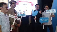 Twitter Indonesia bersama ratusan komunitas, menggelar gerakan 'Nyalakan Indonesia #RI70' dalam rangka merayakan HUT ke-70 RI.