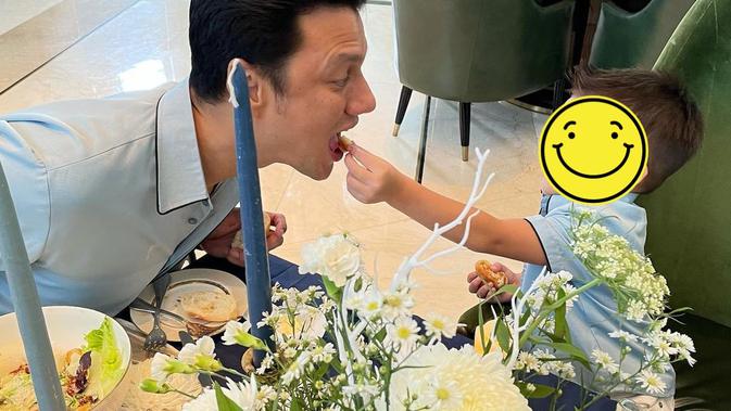 Momen Perayaan Ulang Tahun Christian Sugiono yang Ke-40. (Sumber: Instagram/csugiono dan Instagram/titi_kamall)