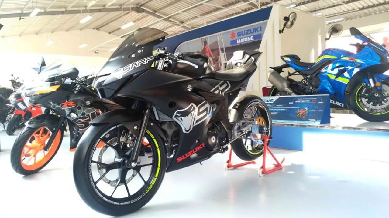 Suzuki GSX-R150 Sarp Cobra Series