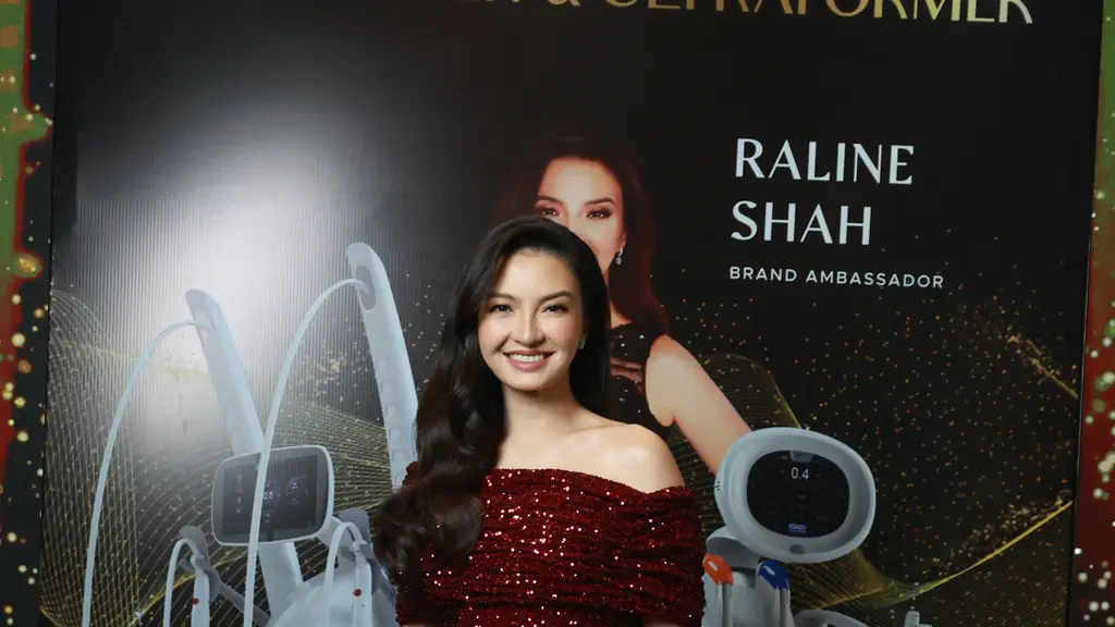 Menilik rahasia cantik Raline Shah di usia 40 tahun (Budi Santoso)