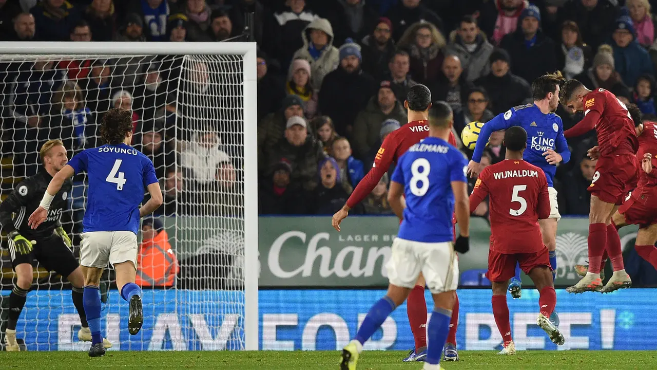 Liverpool Bantai Leicester City 4-0