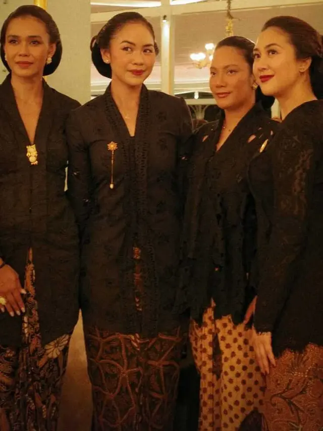Tara Basro Saat Ikut Acara Satu Suro di Solo Bersama Seleb Lainnya/Instagram @tarabasro