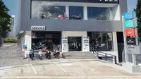 Piaggio Resmikan Dealer Motoplex Pertama di Kalimantan (ist)