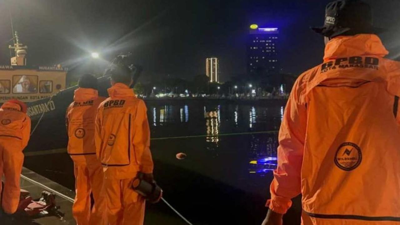 BPBD Makassar Selamatkan Lima Nelayan Terdampar Akibat Kerusakan Mesin di Perairan Barrang Lompoa