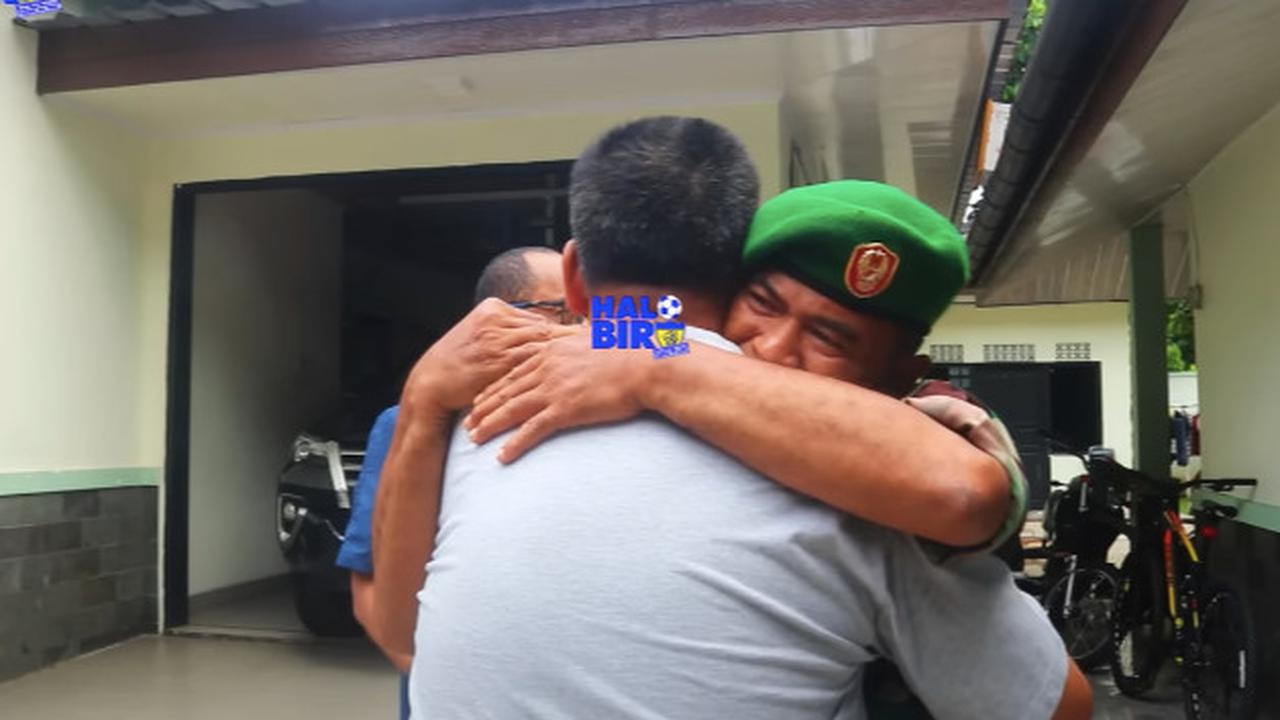 Prajurit TNI Sangar Hati Selembut Salju, Tahan Tangis Peluk Erat Letjen Kunto Anak Try Sutrisno