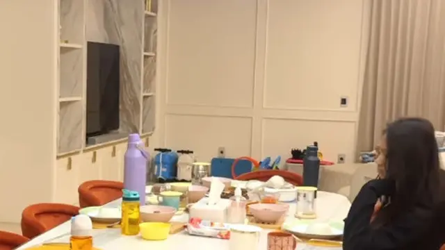 Ruang makan rumah Ayu Dewi (Foto: Instagram @mrsayudewi)