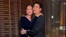 <p>Pada akhir video, terlihat Luna Maya memegang pundak Maxime dan Maxime Bouttier memegang pinggang Luna Maya jadi terlihat keduanya seperti berpelukan. Filmnya segera tayang, artis Indonesia berusia 41 tahun ini tak bisa sembunyikan wajah bahagia. Dalam keterangan unggahannya, Luna Maya menuliskan excited as always yang berarti selalu bersemangat. (Liputan6.com/IG/@lunamaya)</p>