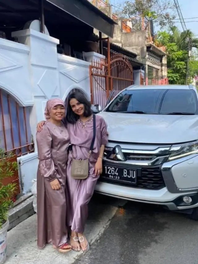 6 Momen Kenangan Mendiang Vanessa Angel dan Ibu Mertua, Dianggap Anak Sendiri