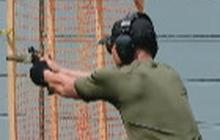 Jenderal Bintang Satu Polri Tenteng Senjata Latihan Menembak Bak di Film Aksi, Beri Pesan soal Tantangan