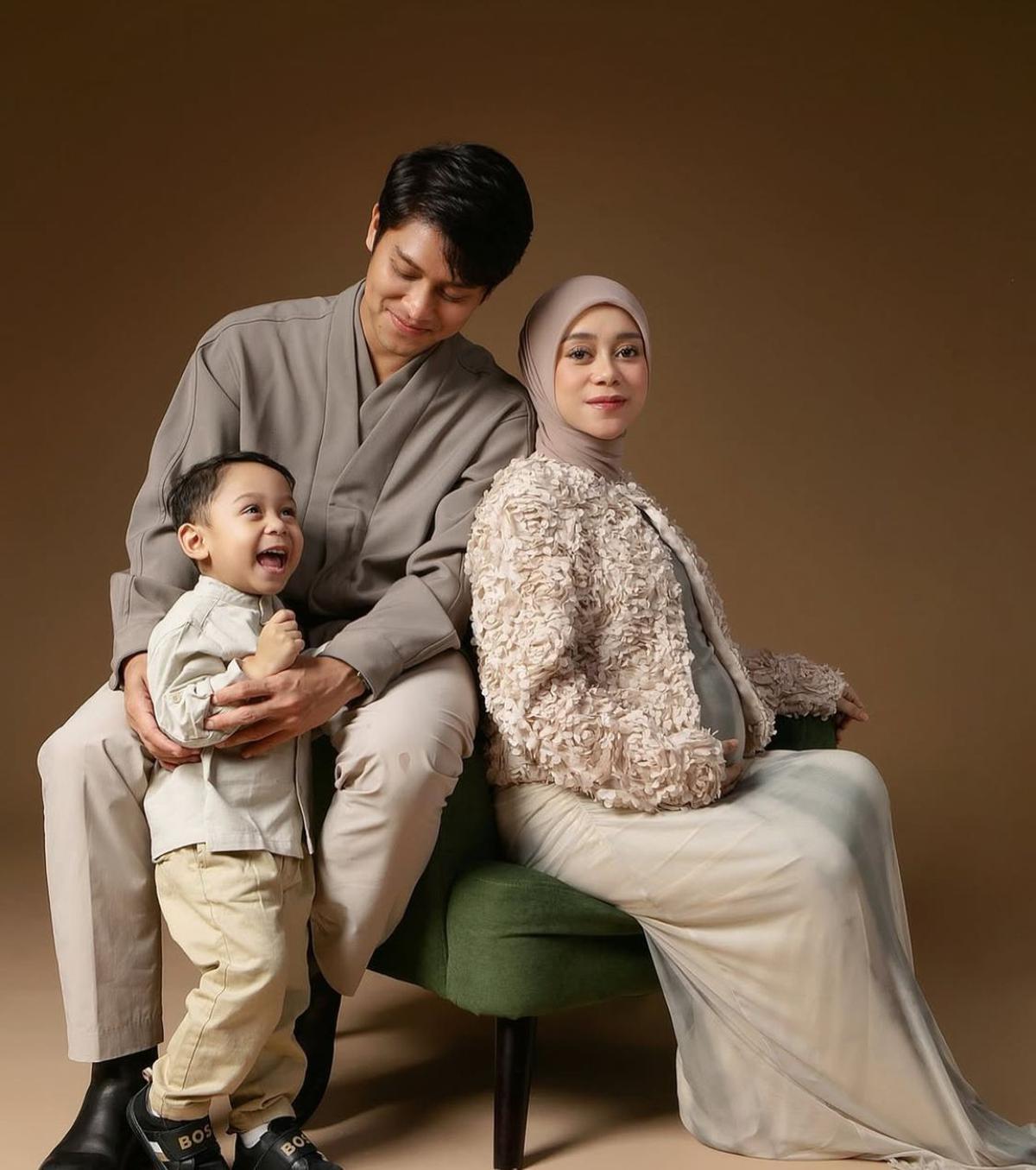 Potret Sederhana Maternity Shoot Lesti Kejora, Aksi Baby Levian Curi Fokus