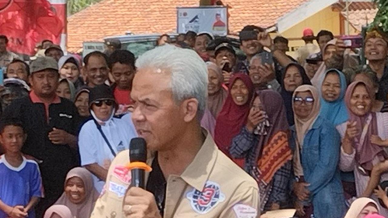 APK Jatuh Sebabkan Kecelakaan di Jaksel, Ganjar: Setuju Dibersihkan, Diatur dan Dibatasi