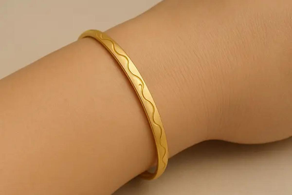 Selain Cuff Mutiara Mini, Ini Model Gelang yang Cocok buat Tangan Berisi