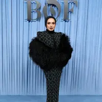 Potret Linda Anggrea saat menghadiri BOF 500 Class of 2025. (foto: instagram.com/@lindaanggrea)