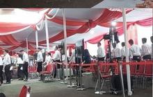Viral Aksi Panitia Beri Bantuan ke Peserta CASN Agar Bisa Ikuti Tes SKD, Tuai Pujian Warganet