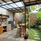 9 Inspirasi Dapur Belakang Rumah yang Menyatu dengan Alam, Nyaman untuk Memasak