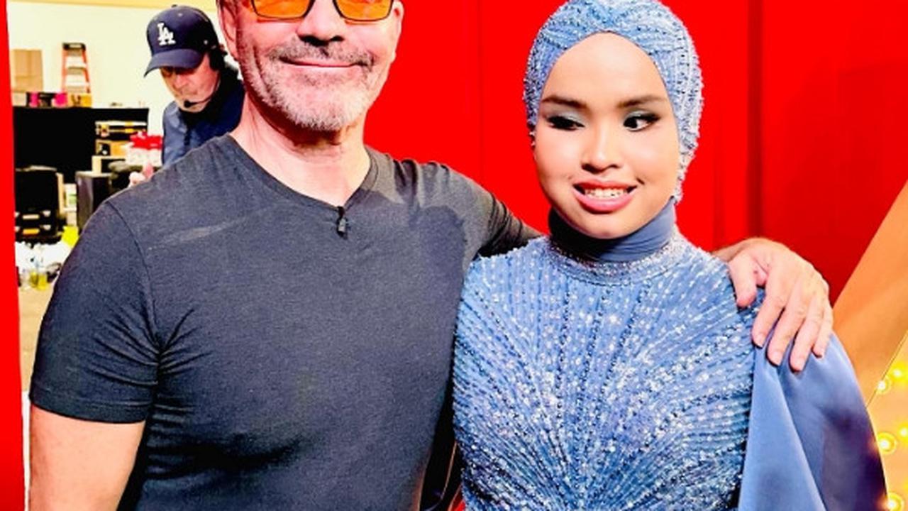 Putri Ariani dan Simon Cowell di America's Got Talent 2023