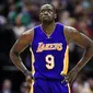 Ekspresi forward LA Lakers Luol Deng begitu dikalahkan Dallas Mavericks, Minggu (22/1/2017). (AP Photo/Ron Jenkins)