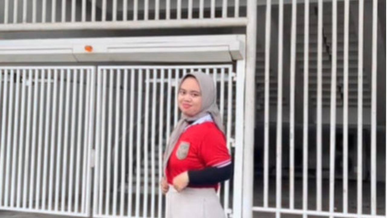 Ide outfit wanita nonton timnas Indonesia
