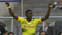 Pemain Dortmund asal Prancis Ousmane Dembele ramai diperbincangkan pada bursa transfer mengingat dirinya menjadi incaran Barcelona. (AFP/John Macdougall)
