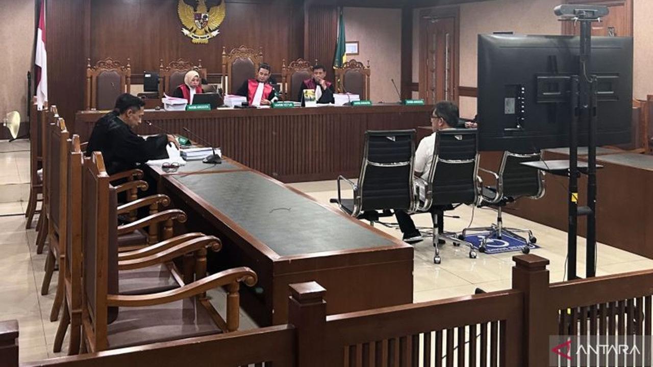 Eks Dirut Inhutani V Dituntut 4 Tahun 10 Bulan Penjara dalam Kasus Dugaan Suap