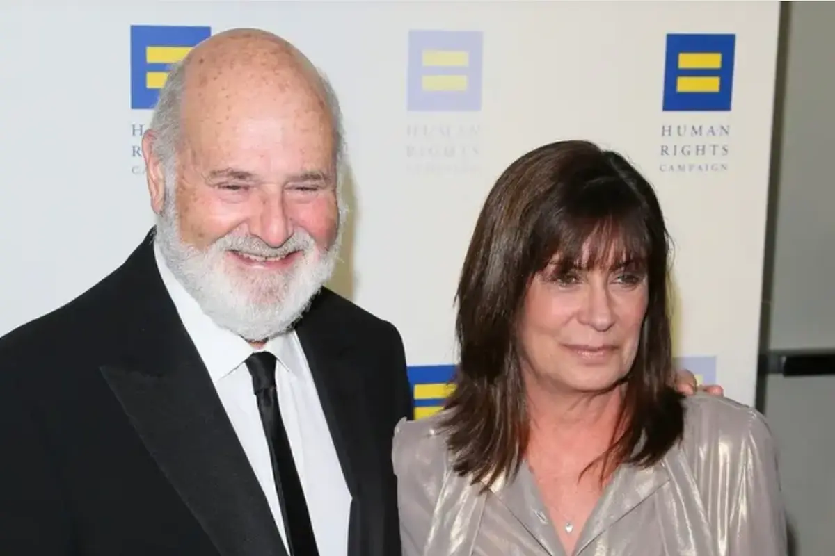 Sutradara Rob Reiner dan istrinya, Michele Singer Reiner, tiba di acara makan malam Human Rights Campaign 2019 Los Angeles di JW Marriott L.A pada 30 Maret 2019 di Los Angeles. (Dok/AFP)