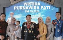 Potret Jenderal Dudung Bareng Keluarga di Acara Wisuda Purnawira Pati TNI AD, Putranya yang Taruna Akmil Bikin Salfok