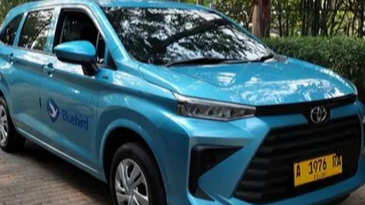 Saat bersamaan, Adrianto juga meresmikan operasional armada baru taksi Bluebird dengan All New Avanza. Total armada barunya 2.500 unit. Sebagian sudah beroperasi di Bandung.&nbsp;