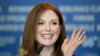 Sementara film terbaru Julianne Moore yang menceritakan tentang hak LGBT akan tayang di biosko-bioskop UK pada hari ini, 19 Februari 2016. (AFP/Bintang.com) Sumber: tv3.ie; nme.com