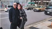 Maia Estianty dan Irwan Mussry liburan di Jepang. (dok.Instagram @maiaestiantyreal/https://www.instagram.com/p/BuVWdXzlLto/Henry