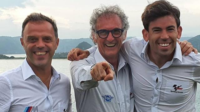 Loris Capirossi, Franco Uncini, dan Carlos Ezpeleta