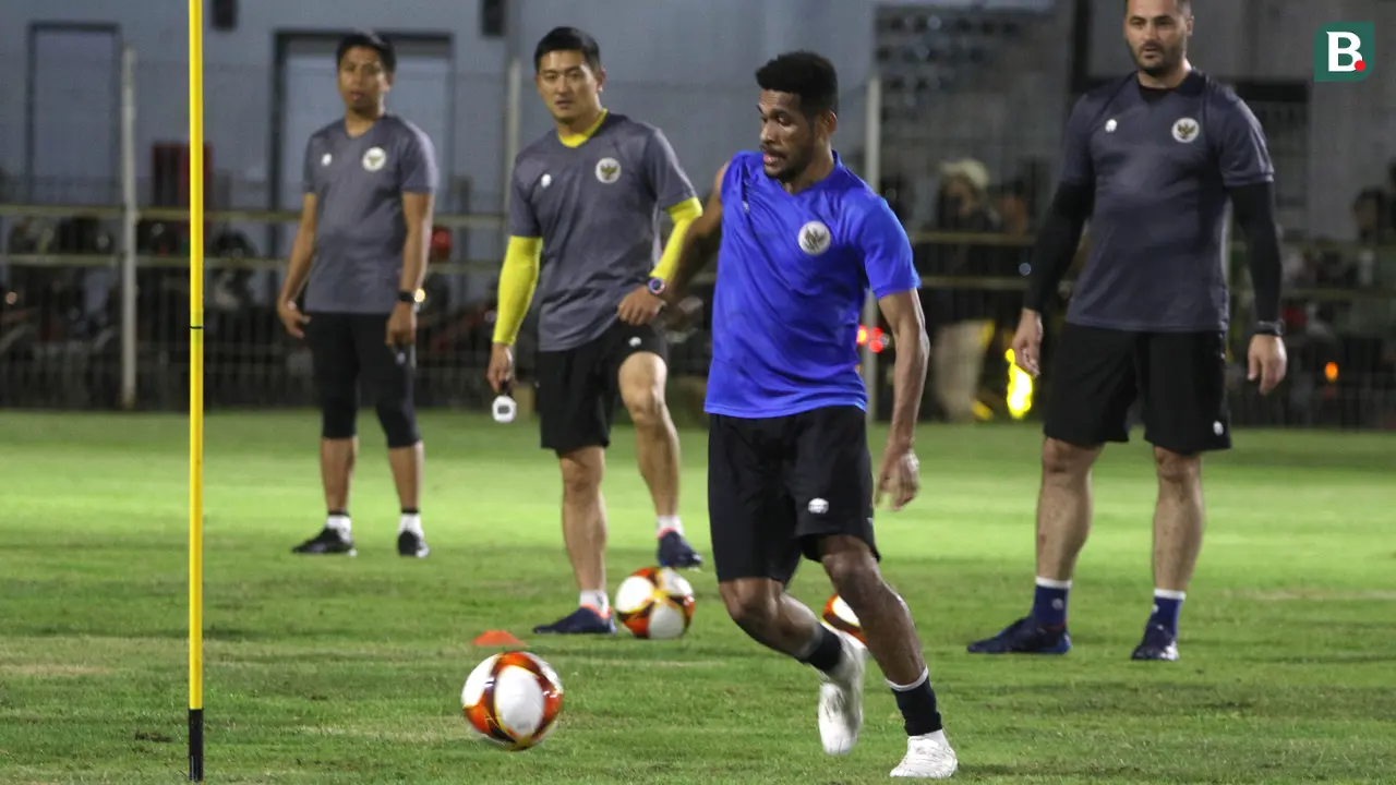 Foto: Aksi Pemain Persib saat Mengikuti Latihan untuk Timnas Indonesia U-23 SEA Games 2021