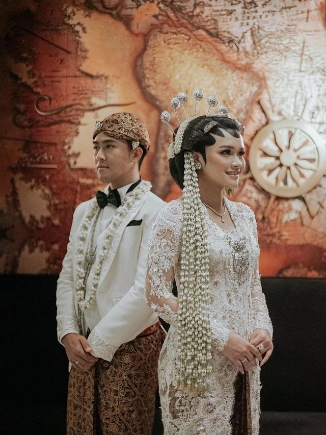 Sama-Sama Dokter, Ini 6 Pesona Twinda Rarasati Kembaran Twindy