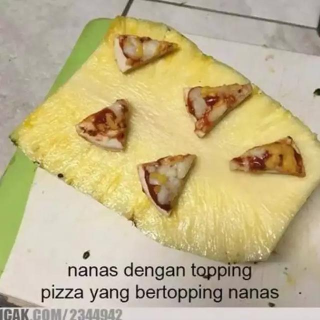 6 Potret Pizza Enggak Pakai Roti Khas Ini Ramah Kantong, Bikin Senyum Tipis